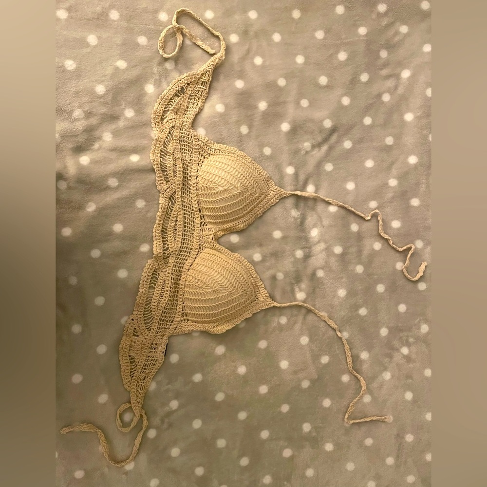 SHEIN neutral crochet halter bikini top